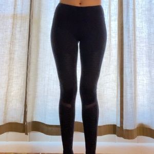 Alo yoga high waist Moto leggings